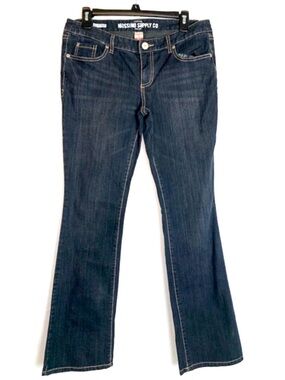 Mossimo Women’s Boot Cut Blue Jeans Size 11R Juniors